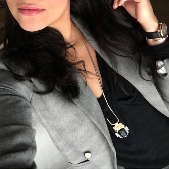 Banana Republic Grey Boyfriend Blazer (size 6) - Picture 8 of 8